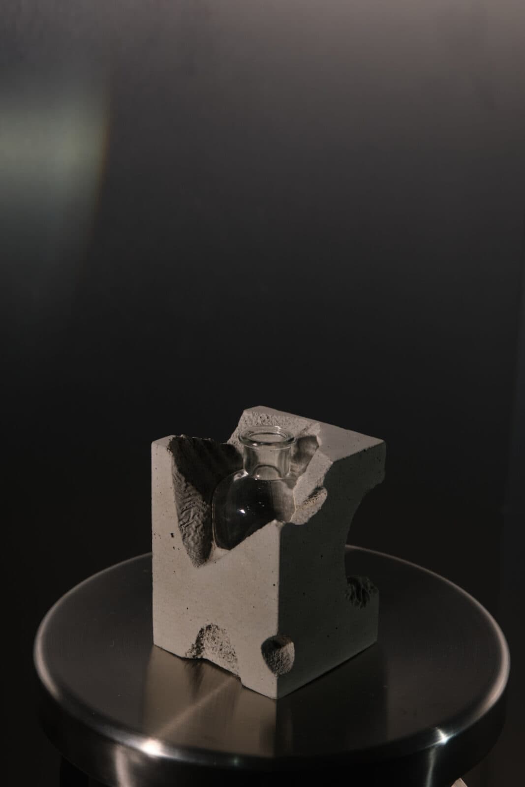 MONOLITH, студийный кадр